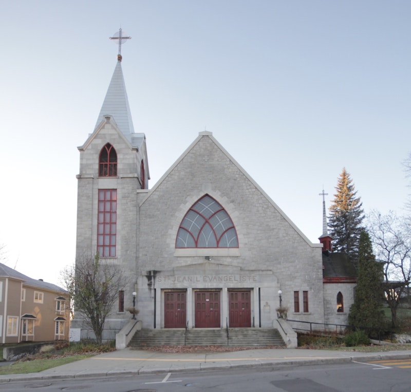 St-Jean-evangeliste facade 