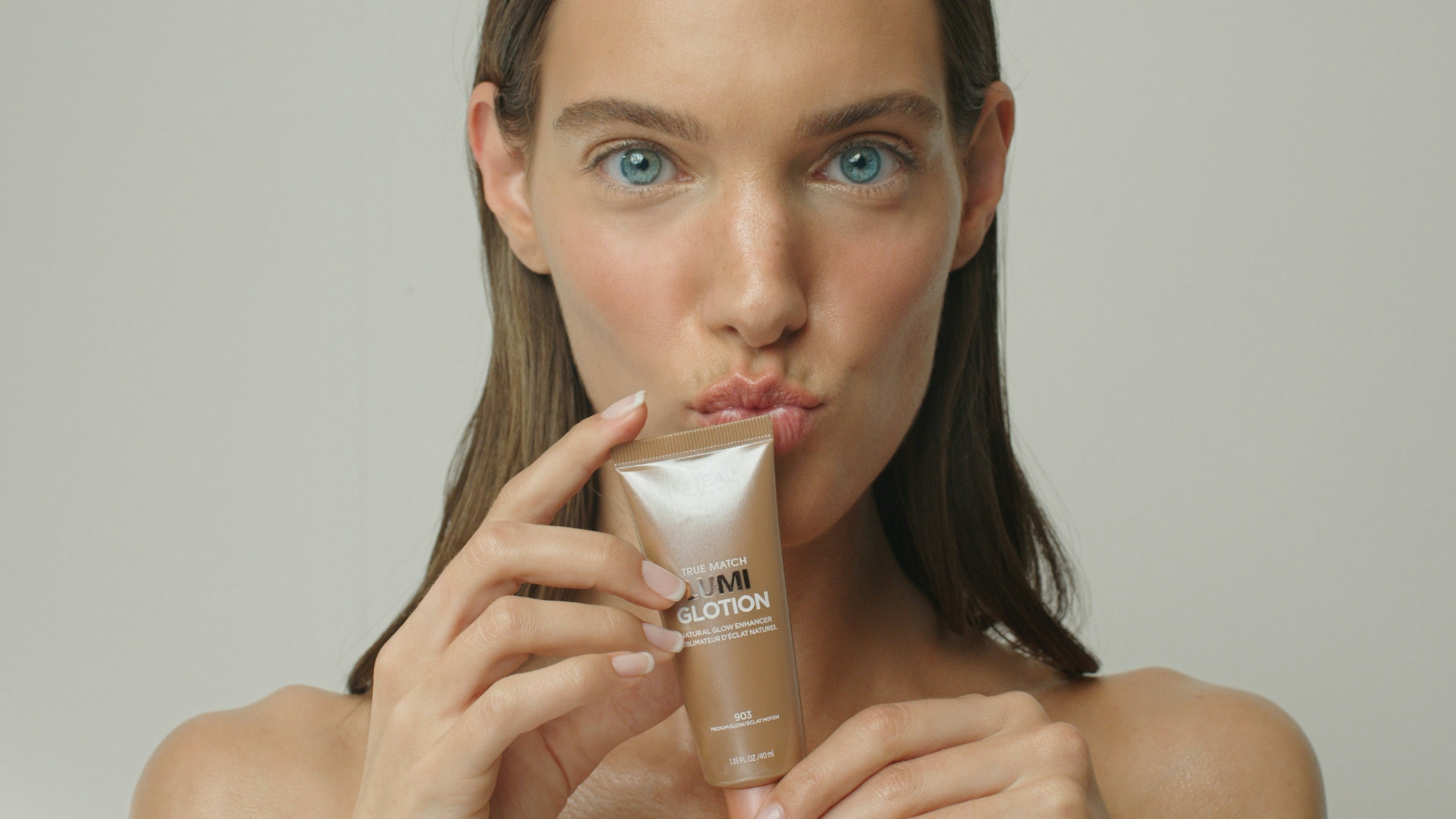 lorealCharlotte-stills-008